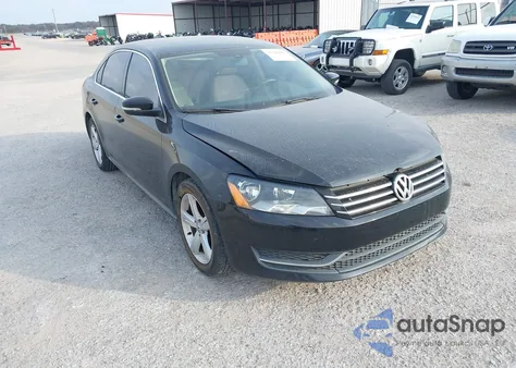 2015 Volkswagen Passat 1.8T Se из США, поврежденный, VIN 1VWBT7A31FC031392